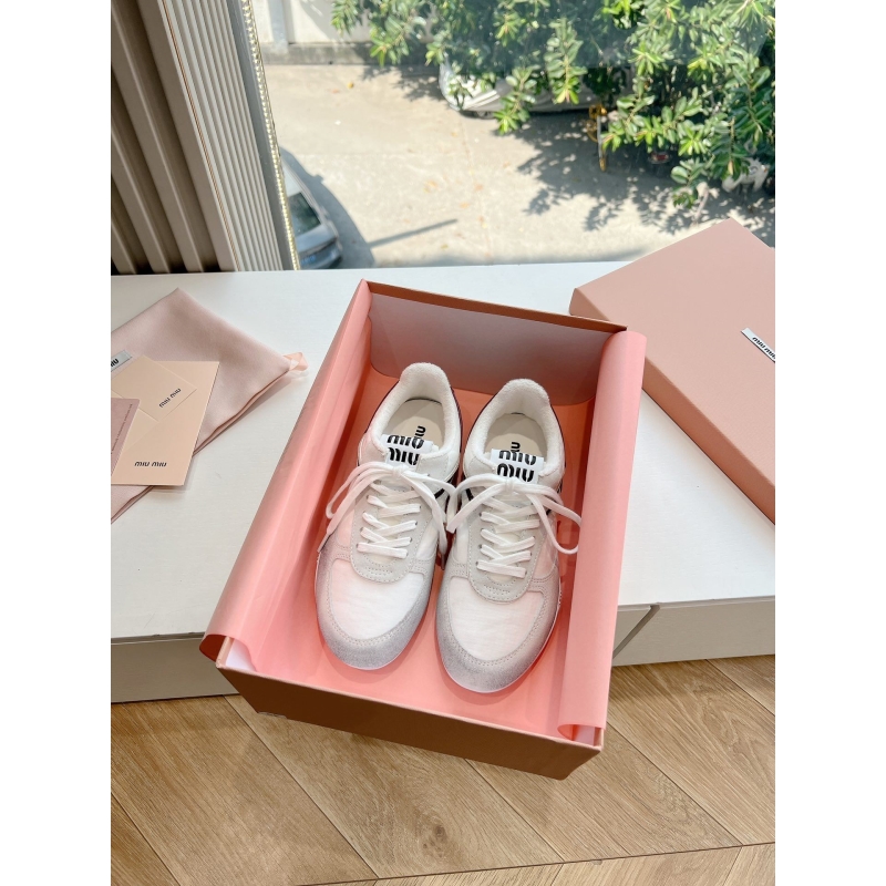 Miu Miu Casual Shoes